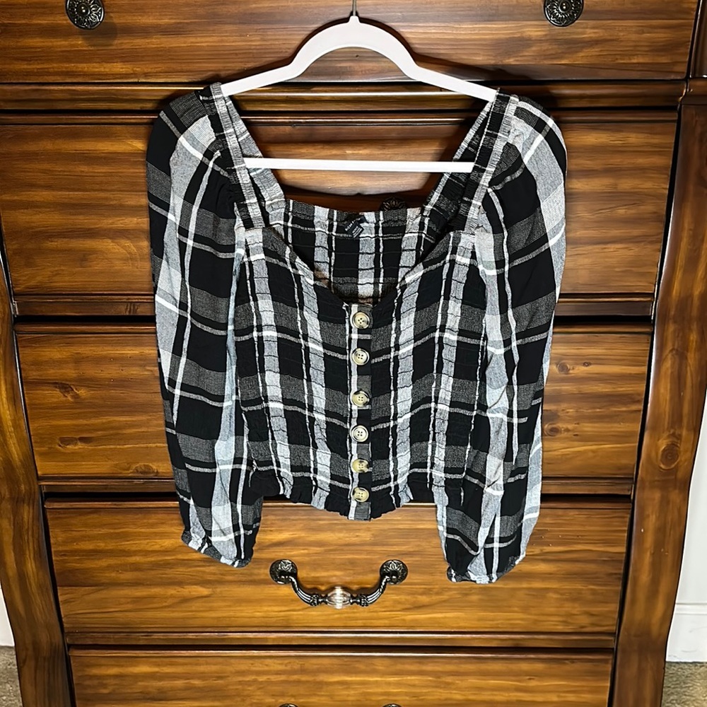 American Eagle top
